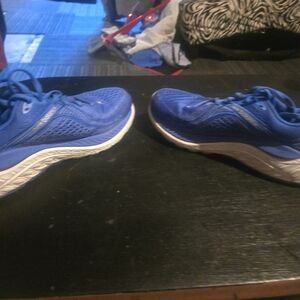 New Balance Blue and White Athletic Shoes with Cushioned Midsole